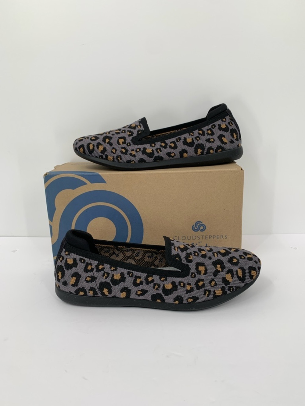 Clarks Cloudsteppers Carly Drea knit slip-on loafer shoe leopard knit new 6.5